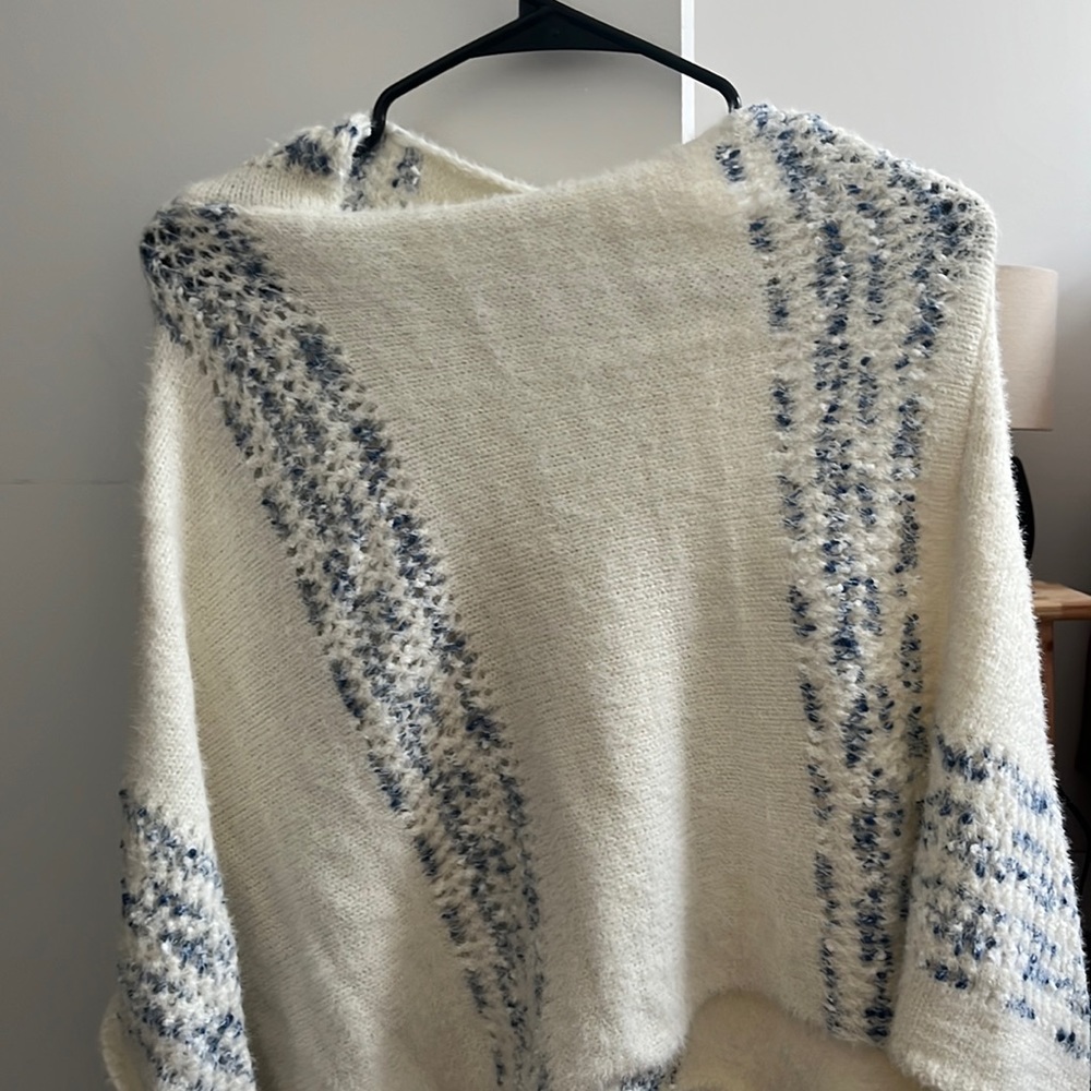 Woven shawl